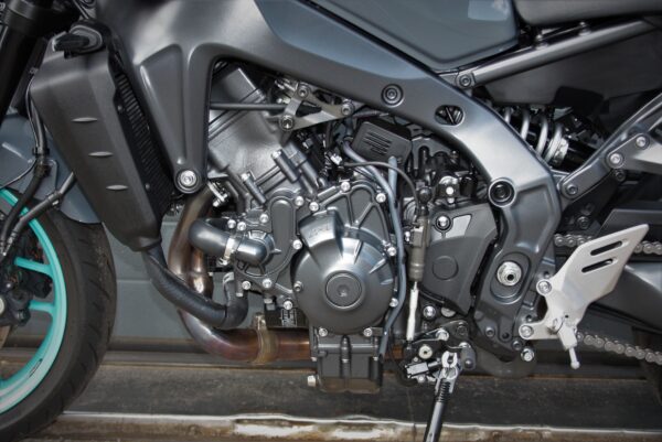 Yamaha MT09 - Afbeelding 18